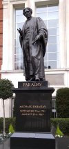michael-faraday-statue_edit_65652981573313.jpg