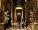 Roma-Vatikan-gezilecek-yerler-Aziz-Petrus-Bazilikası-San-Pietro-Bazilikası-heykel-fotoğrafları...jpg