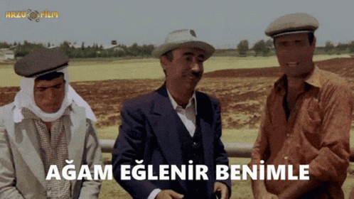 agam-eglenir-benimle-fun.gif