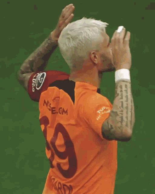 mauro-icardi-mauro.gif