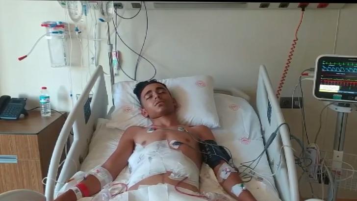 Başakşehir'in alt yapı oyuncusuna bıçaklı saldırı! Ömer Faruk Kayaca yaşam savaşı veriyor