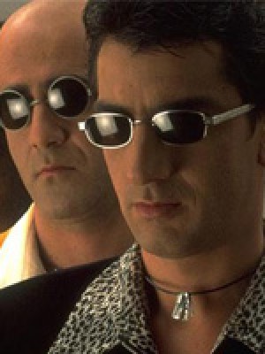 ayna-300x400.jpg