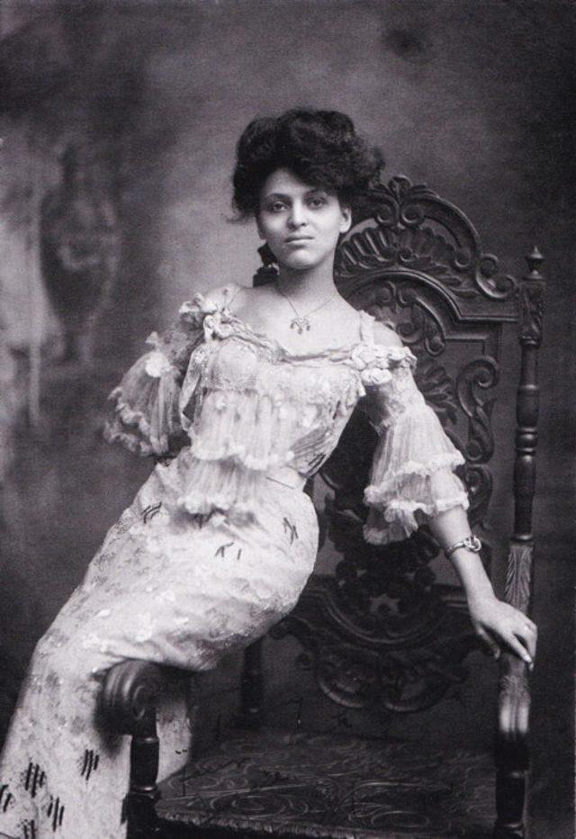 LULU WHITE