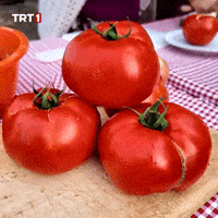 Breakfast Fruit GIF by TRT
