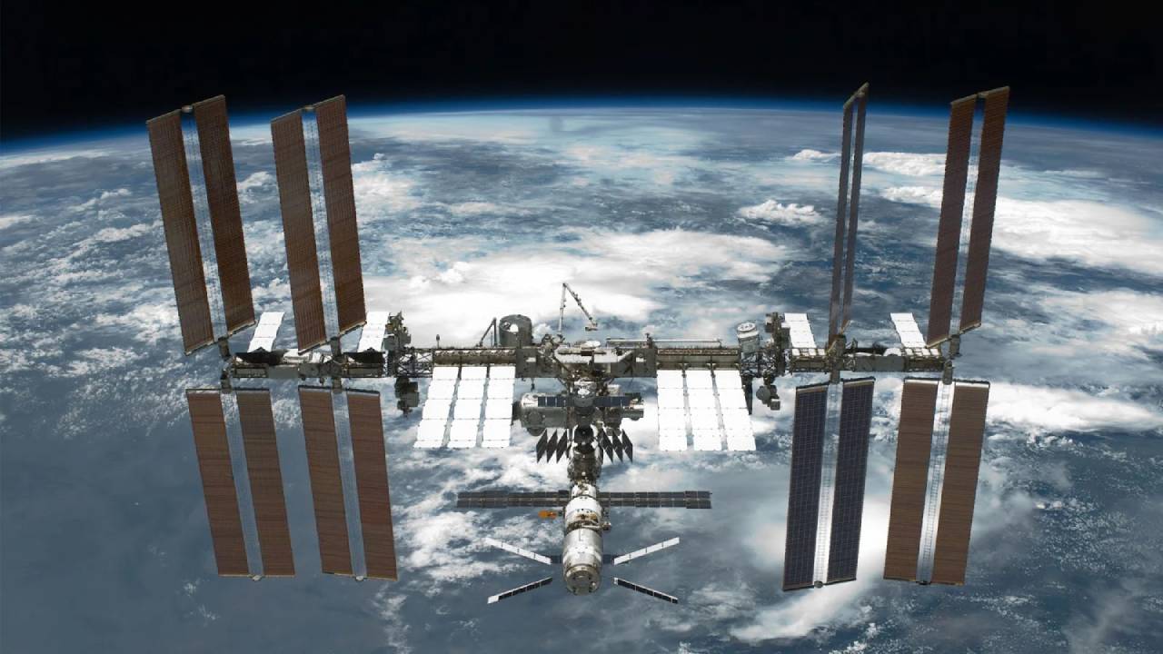 uluslararasi-uzay-istasyonu-gecelik-ucreti-4.jpg