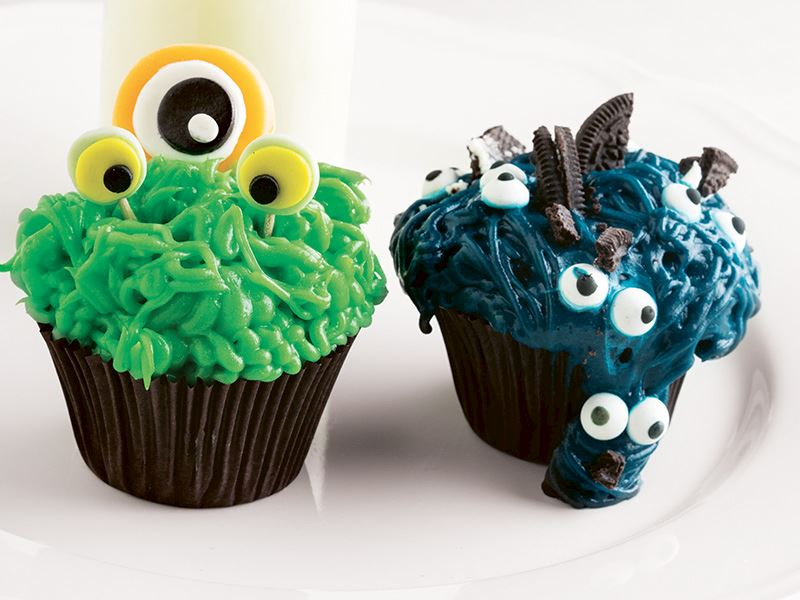 monster-cupcakes-aa101625-6f6b-42b2-a792-661c361f38a0.jpg